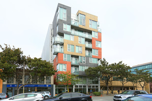 Cubix Yerba Buena in San Francisco, CA - Foto de edificio - Building Photo