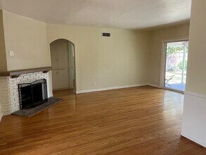 9320 Odessa Ave in Los Angeles, CA - Building Photo - Building Photo