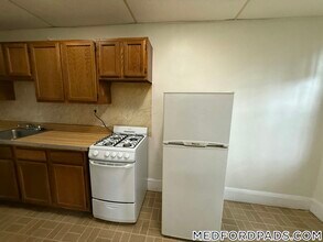53 Fellsway W in Medford, MA - Building Photo - Building Photo
