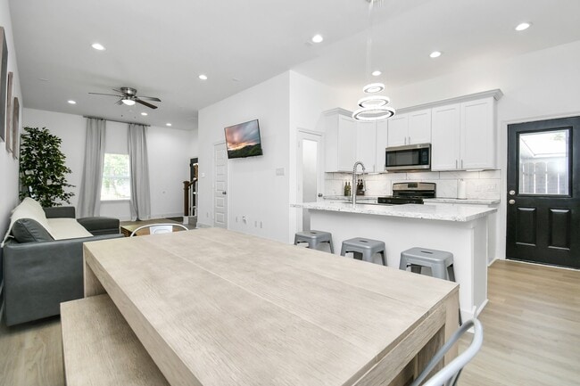 property at 7031 Eastwood St