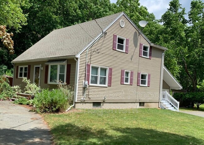 4 Piedmont Rd in Peabody, MA - Building Photo - Building Photo