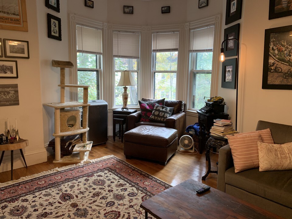 7 Lamartine Terrace in Boston, MA - Building Photo