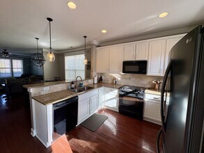 515 Dubois Court in Charlotte, NC - Building Photo - Building Photo