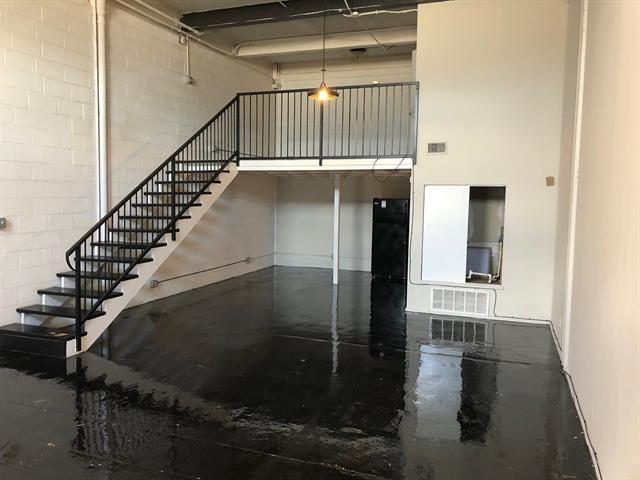 property at 2501 S Harwood St