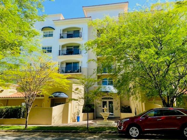 property at 118 Zamora Ave