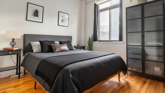 121 Marlborough St, Unit 2 in Boston, MA - Building Photo - Building Photo