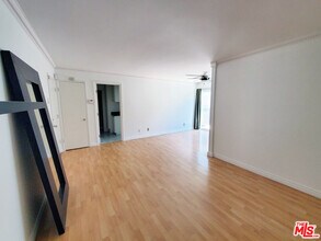 972 Larrabee St in West Hollywood, CA - Building Photo - Building Photo