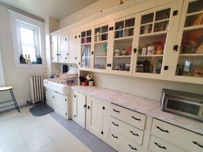 21 Herrick Rd in Newton, MA - Building Photo - Building Photo