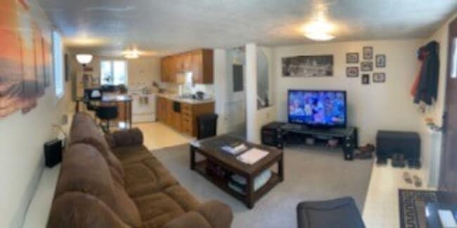 property at 708 S 12th Ave