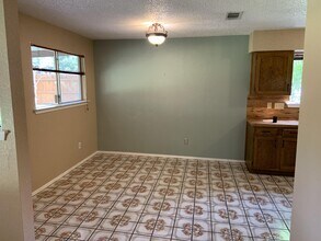 4610 White Elm Dr in Austin, TX - Building Photo - Building Photo