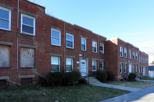 1249-1251 Mount Olivet Rd NE Apartments