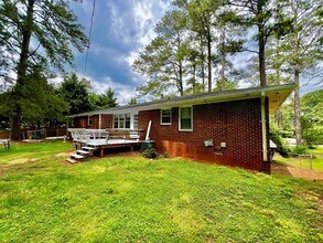 353 Harmony Grove Rd in Lilburn, GA - Building Photo - Building Photo
