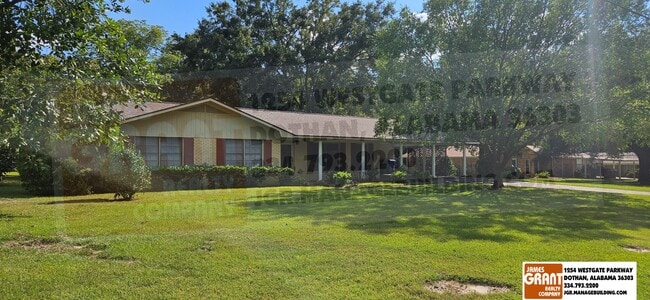 property at 1511 Shrewsbury Dr