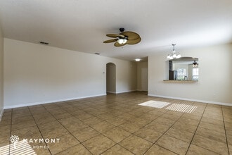 12913 Regiment Dr, Unit D141 in Grand Island, FL - Building Photo - Building Photo