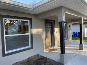 2815 Jackson St, Unit 2817 Jackson St in Ft. Myers, FL - Building Photo - Building Photo