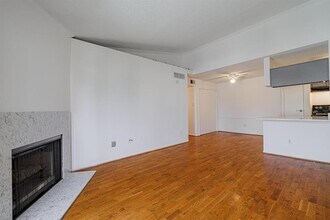 3770 Lovers Wood Ln in Houston, TX - Building Photo - Building Photo