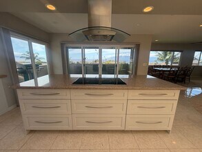28 Lotus Pl in Lahaina, HI - Building Photo - Building Photo