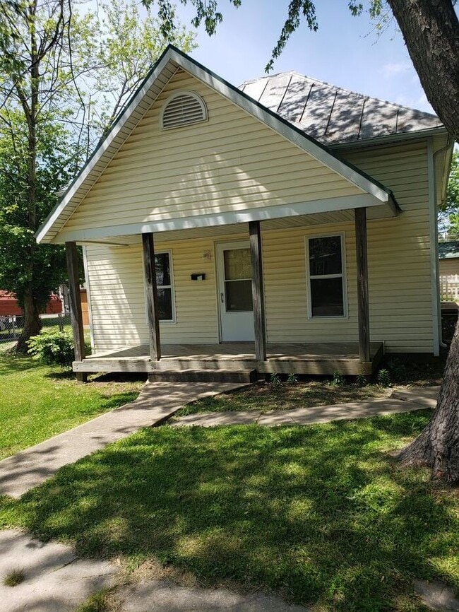 property at 115 E Euclid Ave