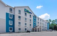 Extended Stay America Select Suites in Pensacola, FL - Foto de edificio - Building Photo