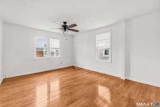 1504 Iranistan Ave in Bridgeport, CT - Building Photo - Building Photo