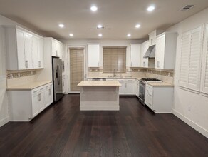 2768 Alliston Loop in Dublin, CA - Building Photo - Building Photo