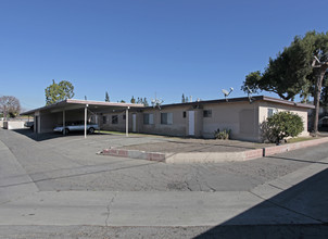 11211 Steele Dr in Garden Grove, CA - Building Photo - Building Photo