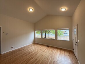 19297 Mountain Meadow N in Hidden Valley Lake, CA - Building Photo - Building Photo