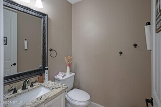 3693 Lightview Ln in Jacksonville, FL - Building Photo - Building Photo