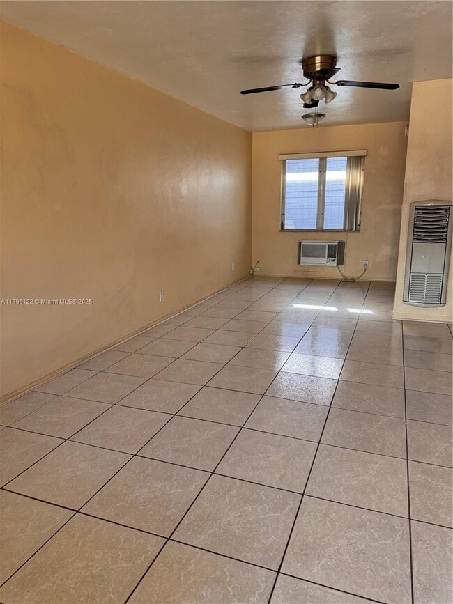 1723 Johnson St in Hollywood, FL - Building Photo - Building Photo