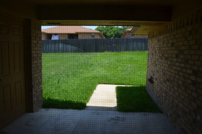 913 Daisy Dr in Harker Heights, TX - Building Photo - Building Photo