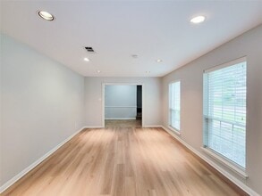 13406 Glen Erica Dr in Houston, TX - Foto de edificio - Building Photo