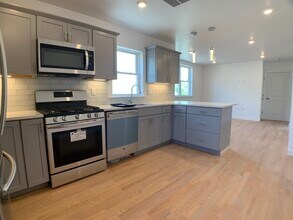 6 Beech St, Unit 2 in Cambridge, MA - Building Photo - Building Photo