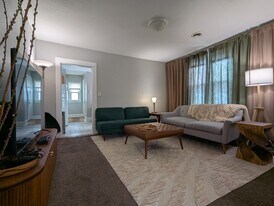 732 Case Ave, Unit Upper Floor in St. Paul, MN - Building Photo