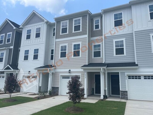 432 Deercroft Dr in Apex, NC - Building Photo - Building Photo