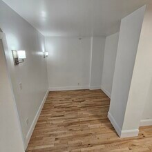 5 Symphony Rd, Unit 630 in Boston, MA - Foto de edificio - Building Photo