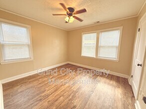 1838 McMillan St in Memphis, TN - Building Photo - Building Photo