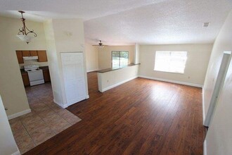 2647 Candler Dr in Deltona, FL - Building Photo - Building Photo