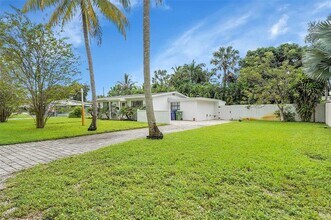 400 NE 26th Dr in Wilton Manors, FL - Building Photo - Building Photo