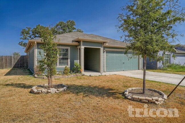 1367 Barrel Dr in Dallas, TX - Building Photo - Building Photo