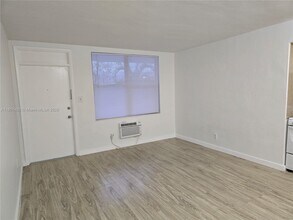 1140 71st St in Miami Beach, FL - Building Photo - Building Photo