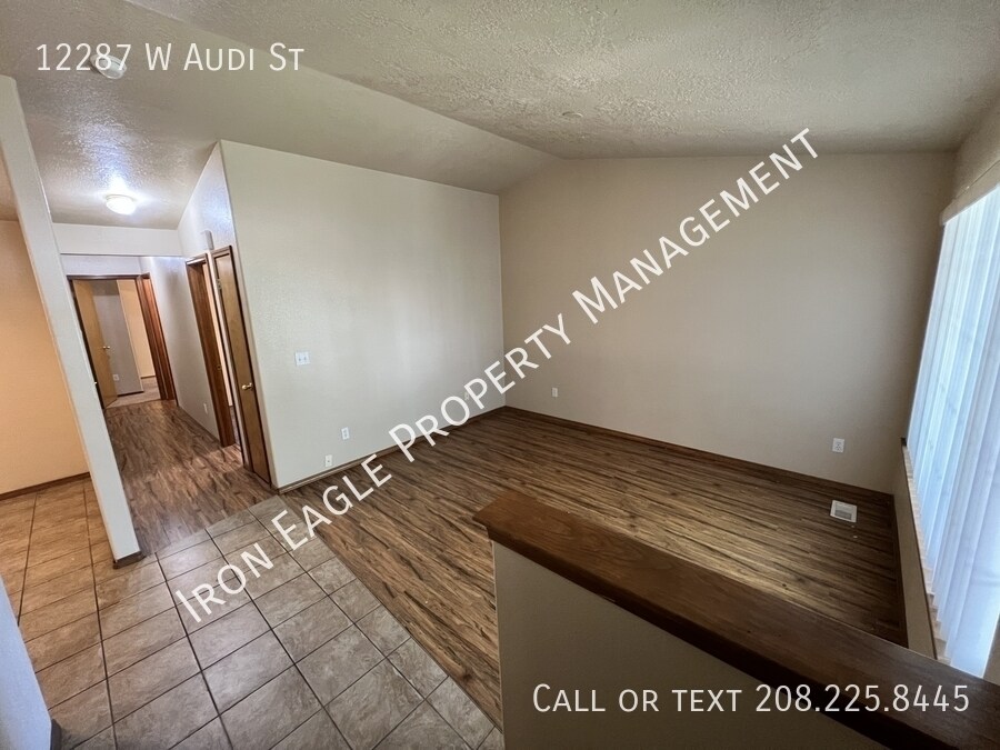 12287 W Audi St in Boise, ID - Building Photo