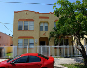 734 SW 2nd St in Miami, FL - Building Photo - Building Photo