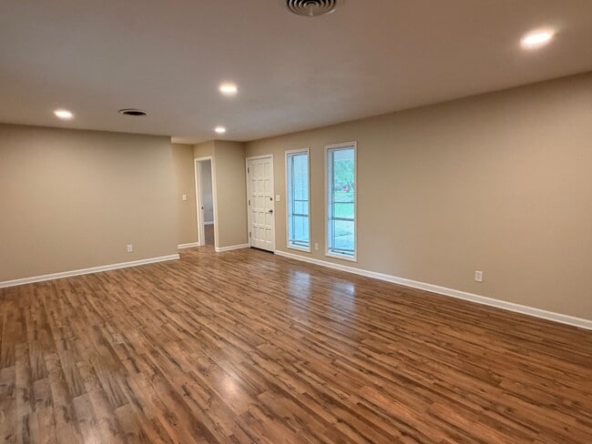 3507 Camellia Cir in Columbus, MS - Building Photo - Building Photo