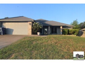 924 Northern Dancer Dr in Copperas Cove, TX - Building Photo