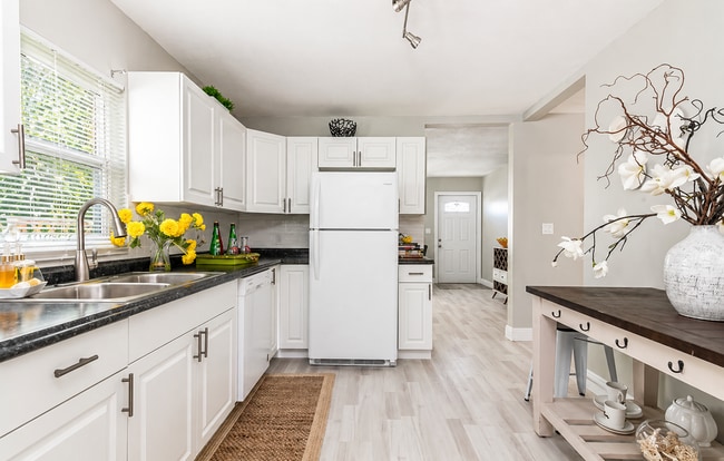 221 S C St in Lake Worth Beach, FL - Building Photo - Building Photo