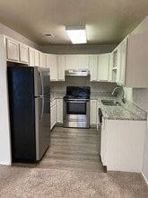 3109 W 2nd Ct in Russellville, AR - Building Photo - Interior Photo