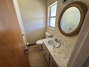 245 Center Rd in Venice, FL - Building Photo - Building Photo