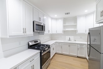 3672 W Imperial Hwy in Inglewood, CA - Building Photo - Building Photo
