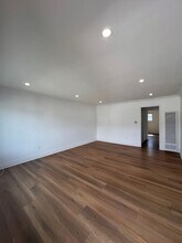 18711 Demion Ln in Huntington Beach, CA - Building Photo - Building Photo