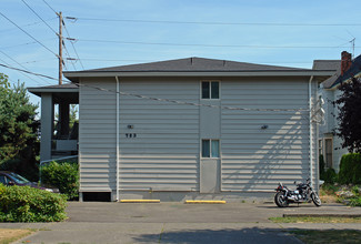 The Chinook Apartments in Tacoma, WA - Building Photo - Building Photo